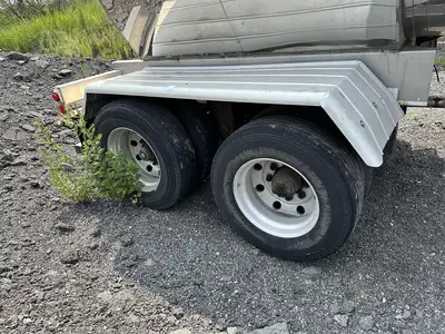 Used 1999 STAINLESS TANK & EQUIPMENT _UNKNOWN_ Tanker Trailers Indiana US | Lakeshore Equipment Sales #1546609