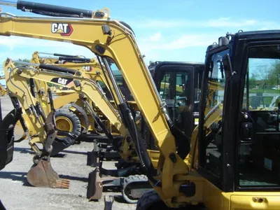 Used 2021 CAT 305E2 Crawler Excavators - Mini Massachusetts US | Hillview Equipment #1490498
