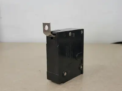 Used EATON BAB1015 Switchgears British Columbia CA | Lenmark #239524