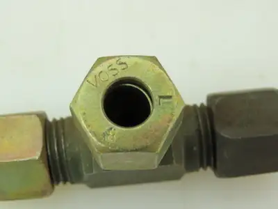 VOSS Steel Flareless Metric Union Tee Compression Fitting 8mm Tube  LOT OF 5