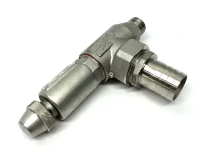 USED GOETZE ARMATUREN ANGLED SAFETY VALVE, STAINLESS STEEL