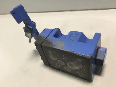 USED YUKEN DCG-03-2B8-5030