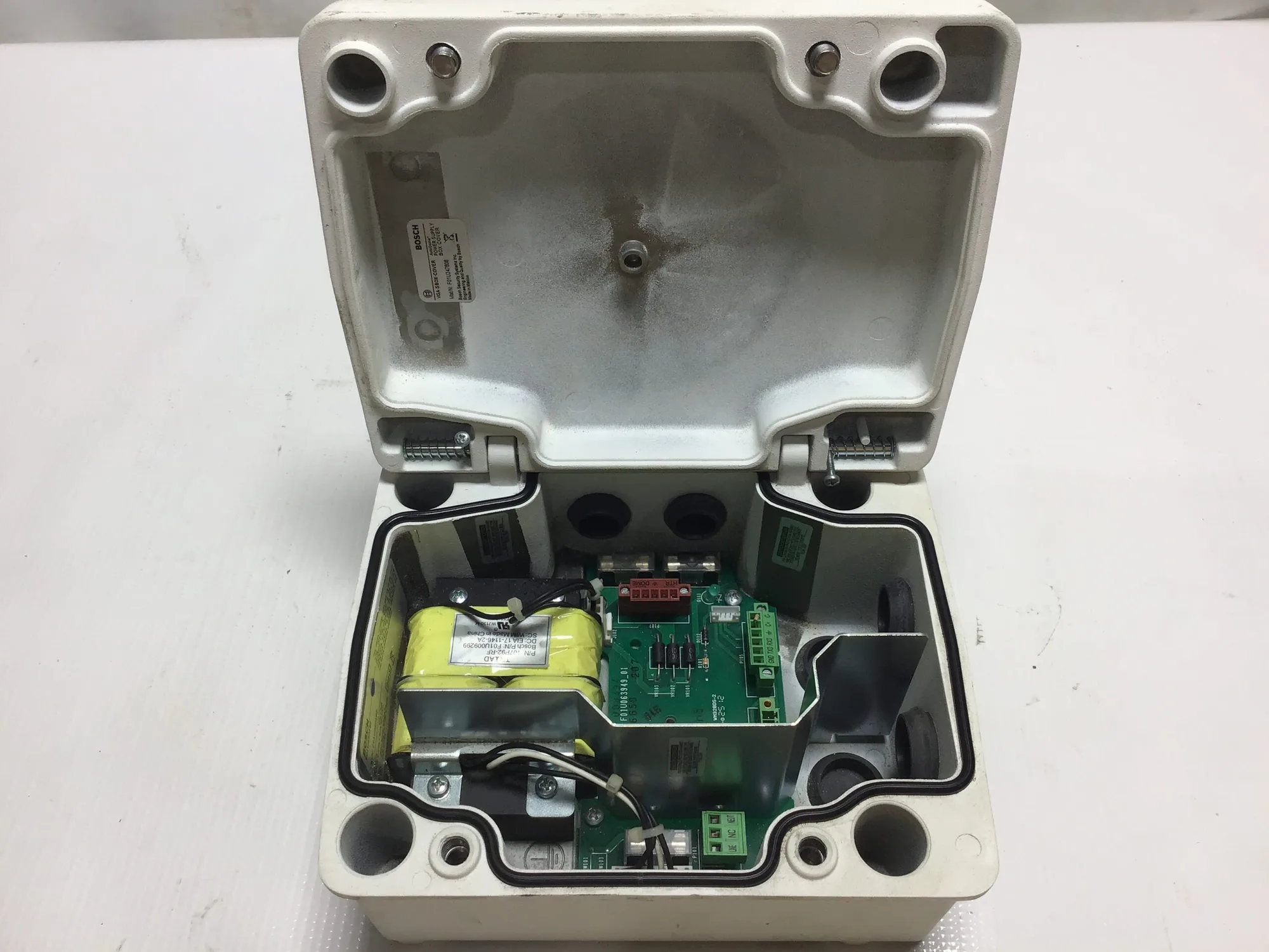 Bosch F01U247808 – F01U250182 AutoDome Power Supply Box Cover