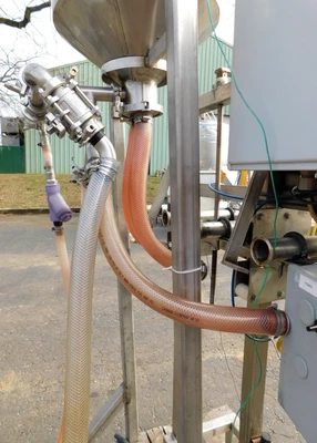 USED FOUR STATION VOLUMETIRIC FILLER FOUR STATION