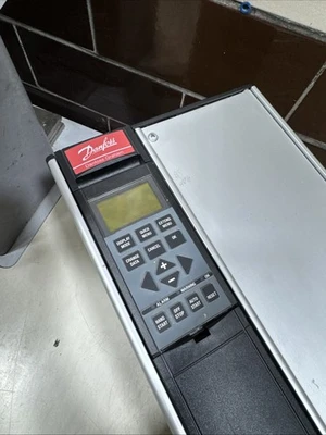 USED Danfoss VLT6042GT4CN1STR0DLF00A00C0