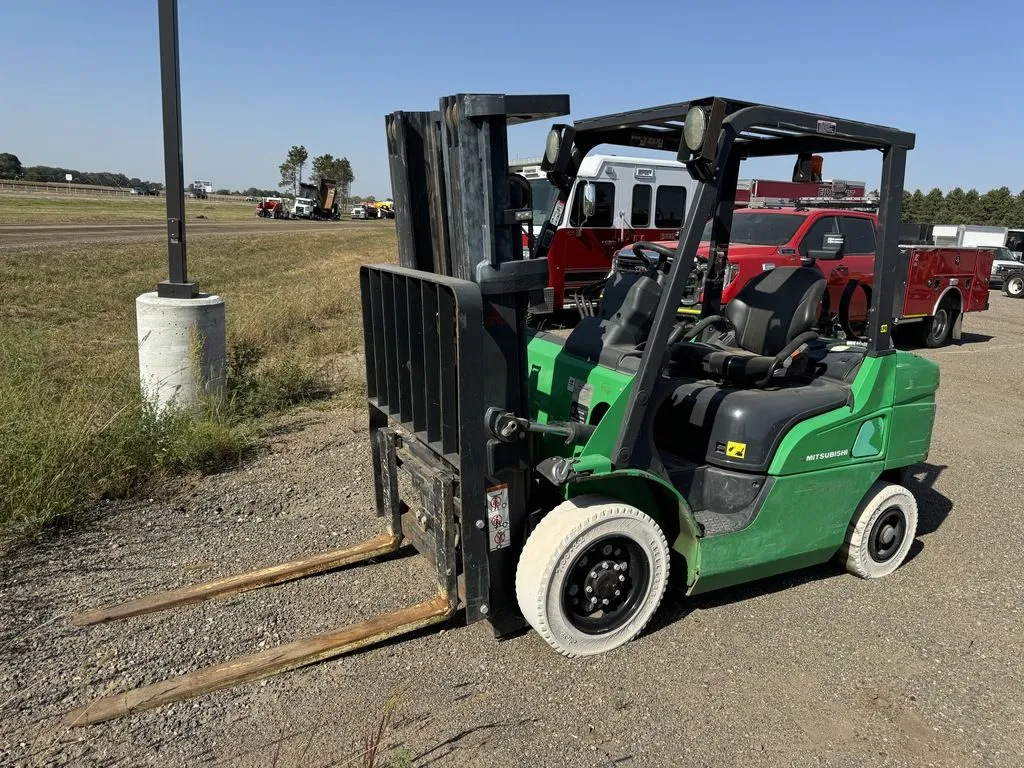 Used 2023 MITSUBISHI FG25N Misc Forklifts Minnesota US | Carco Truck & Equipment #1514216