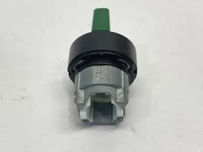 ZB4BK15337 | Schneider Electric  Iluminated Selector Switch Head Green 22mm 3-Pos - New