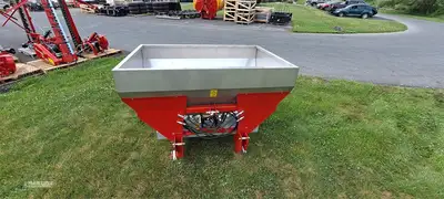 New | in-Stock 2026 BMC SYNTRA 800 Broadcast Spreaders Pennsylvania US | Zimmerman Farm Service #1410176
