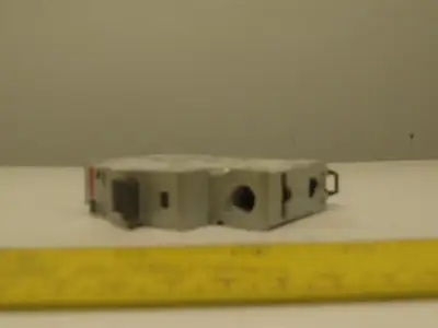 Eaton Cutler Hammer WMS1D13 13A 1 Pole Circuit Breaker DIN Rail Mount Lot of 2