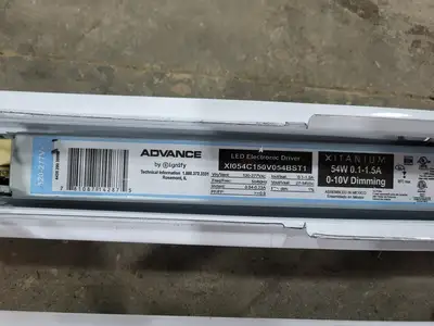 NEW DAY-BRITE FSS470L840-UNV