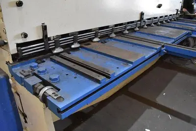 USED 1987 AMADA M3060