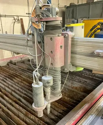 USED 2010 OMAX MAXIEM 2030