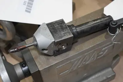 Haas HTS4 4" Manual Tailstock