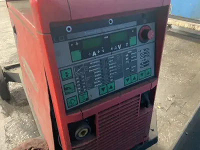 USED FRONIUS VR4000