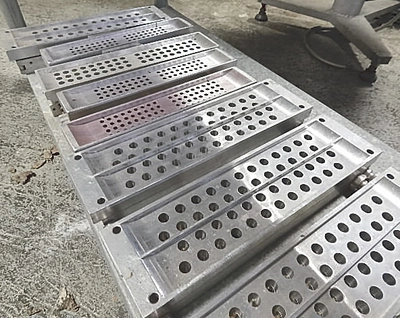 USED CAVALLA LIPSTICK MOLDS LIPSTICK MOLDS