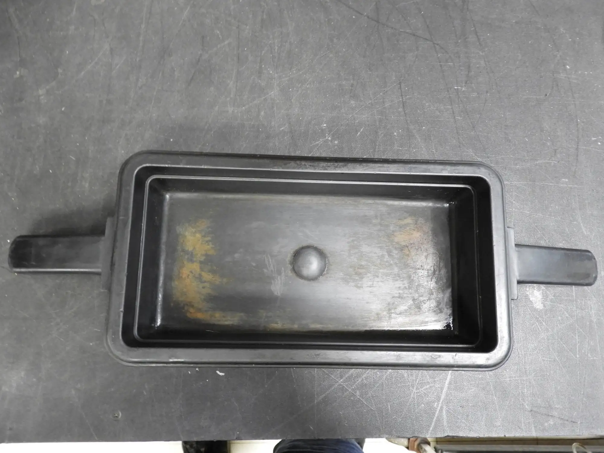 Used Clipper Used Clipper Corporation - 7016 - Dual-Handled Pass Through Hot Food Pan Black Steam Pans Illinois US | Falcon Restaurant Supply #1376611