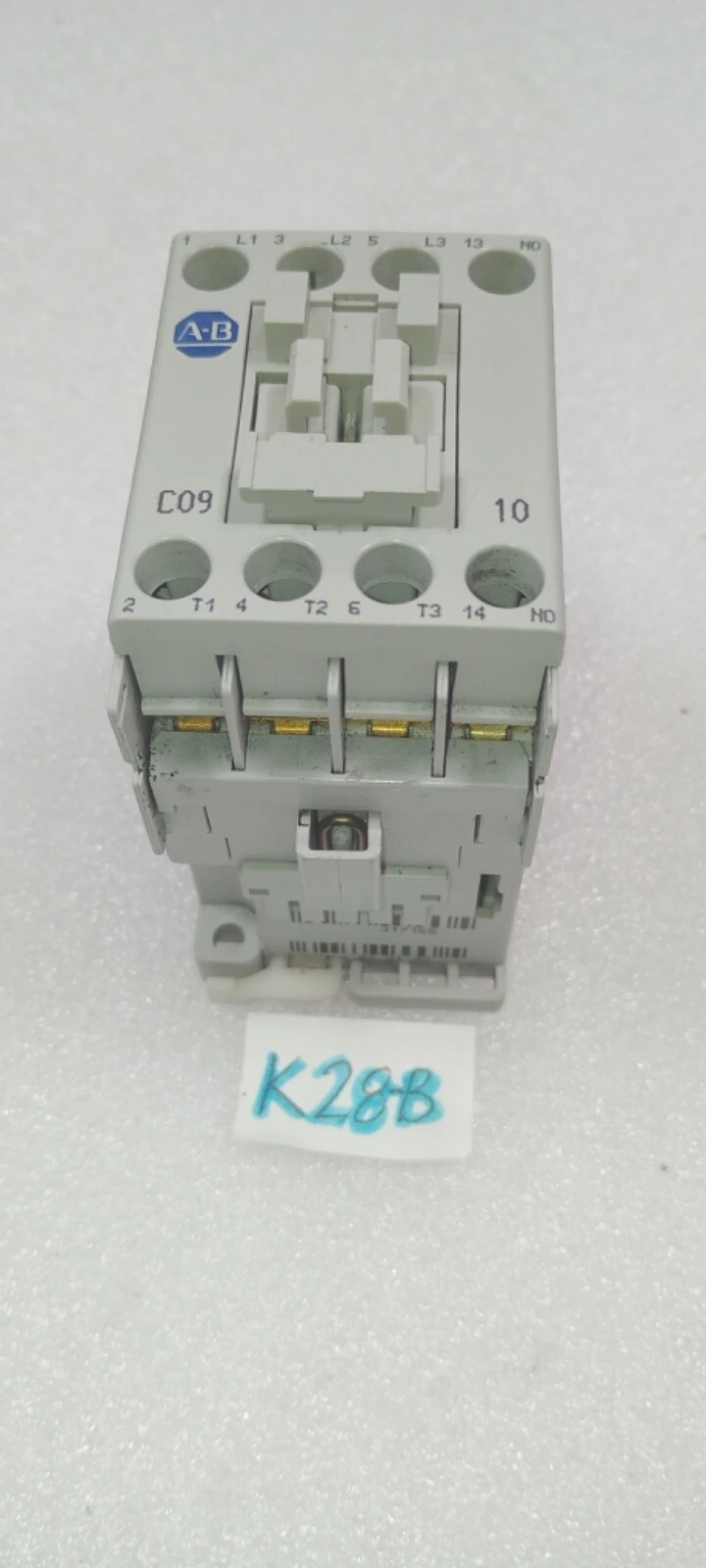 USED Allen-Bradley 100-C09*10