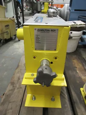 USED MILTON ROY MBH2428