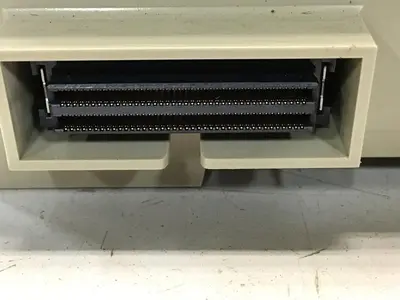 USED OMRON CJ1W-OC211