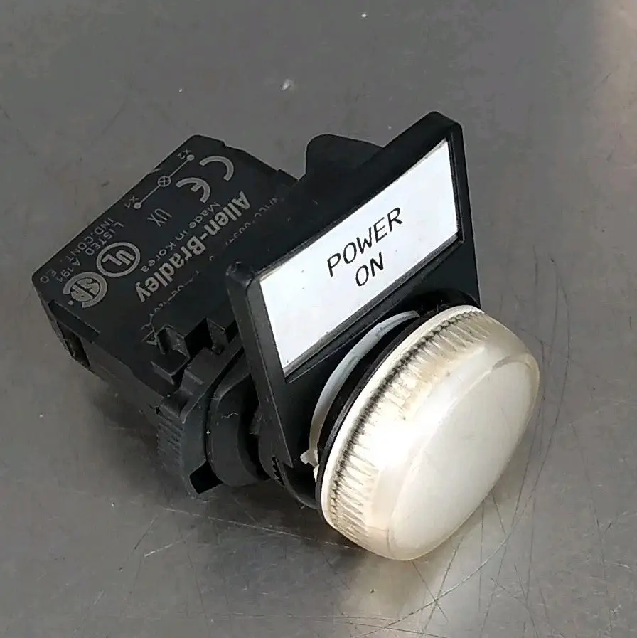Allen Bradley 800F-N5W/A White Push Button Loc4E4