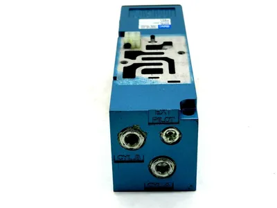 NEW MAC VALVES 82A-0A-BSD SOLENOID VALVE 82A0ABSD