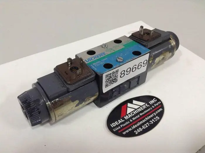 Used VICKERS DG4V3S6CMUHL760EN490 Valves/Fittings Michigan US | Ideal Machinery #597607