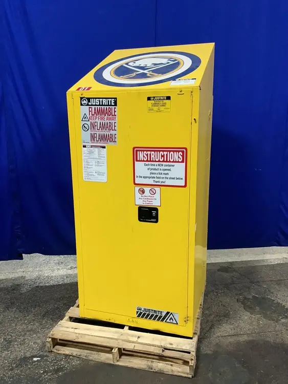 Used JUSTRITE 896020 Cabinets Ohio US | HGR 24 #1456092