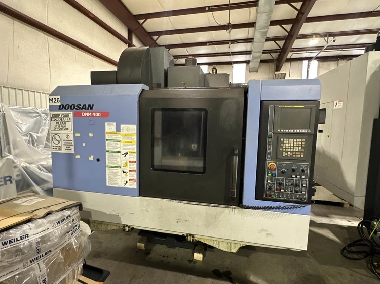 Used 2010 DOOSAN DNM400 Vertical Machining Centers Texas US | Revelation Machinery #441553