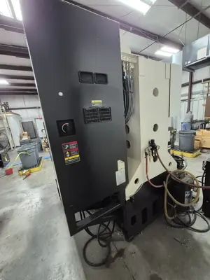 2012 HYUNDAI WIA F400 Vertical Machining Centers | Toolquip, Inc. (10)