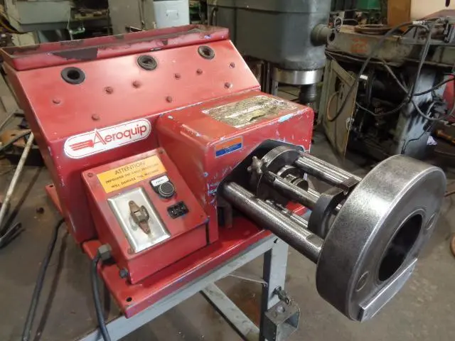 Used 1990 AEROQUIP FTI 330-2-1 Crimpers | Universal Metalworking Equipment #1282197