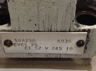 USED VICKERS CVCS25C1S2W24510