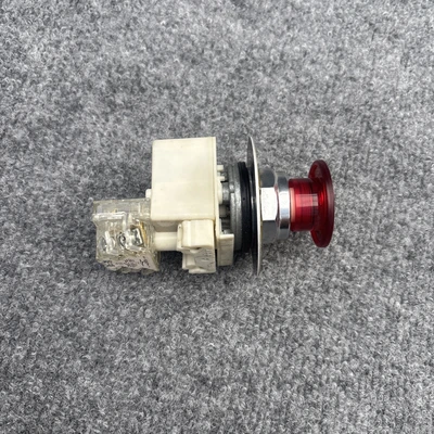 Used Square D ["INDUSTRIAL SPARE", "9001KR9P1R"] Switch Parts California US | Davliegogo LLC #1706248
