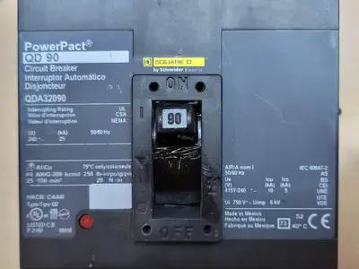 USED SQUARE D QDA32090