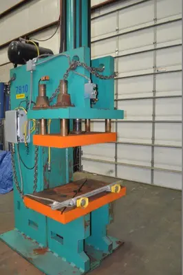 USED 2002 TOX PRESSOTECHNIK PCG/100