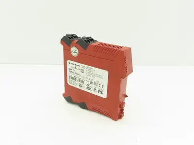 Allen Bradley 440R-S13R2 Guardmaster Multi-Function Safety Module Ser A 101