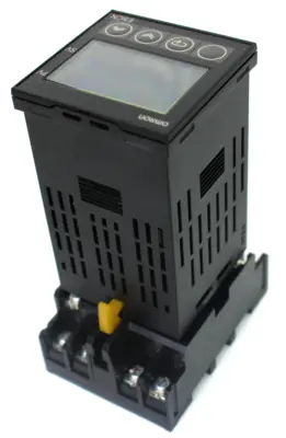 USED OMRON E5CN-Q2TU