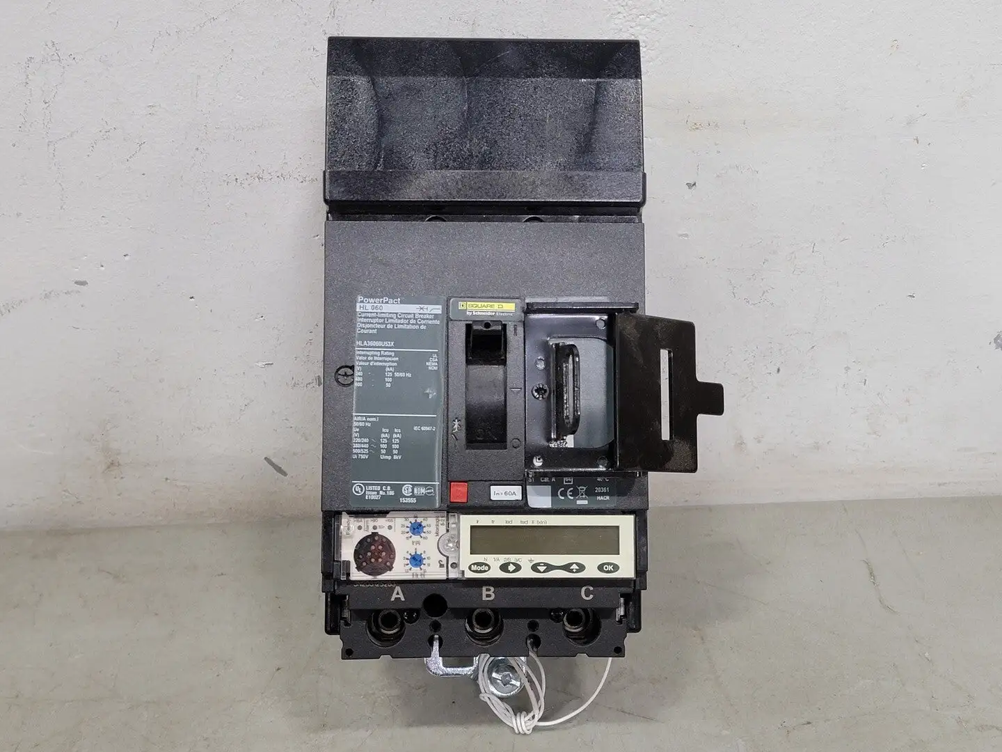 NEW SQUARE D HLA36060U53X