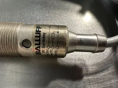 Balluff W Germany Spannung/Supply 10-30V DC 200mA PNP Technik Logik (7.2.3)