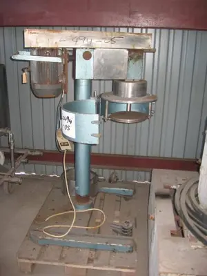 PENNWALT 900-44-0 Granulatory, granulatory oscylacyjne, młynki do farmacji | Perry Equipment (2)