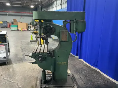 Used BECKERBRAINARD MILLING MACHINE CO. NO. 3 Heavy Duty & Sensitive Single Spindle Drills Ohio US | HGR 24 #1521415