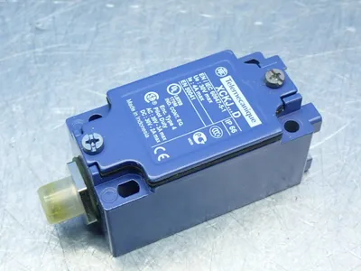 New | in-Stock TELEMECANIQUE ZCKJ1D Relays & Switches Ohio US | HGR 24 #914432
