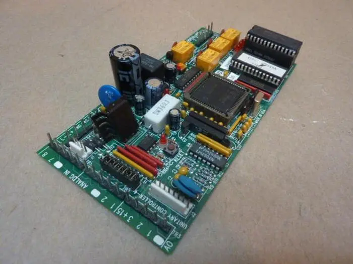 Used UNIVERSAL 016-4047FG Circuit Boards Michigan US | Ideal Machinery #605462