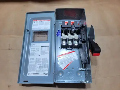 New | in-Stock SCHNEIDER VHU361GL Switchgears British Columbia CA | Lenmark #1438346