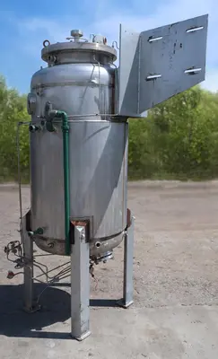 SPC8133  Reactor 500 liter capacity New Brunswick Scientific Co. bioreactor 40 psi internal, 35 psi jacket, stop center agitator, 304 SS