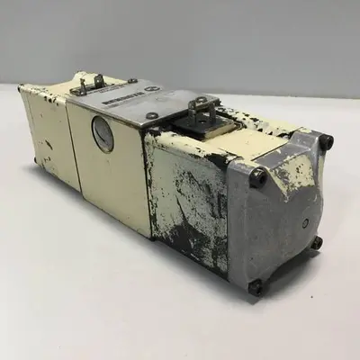 USED REXROTH 4WE10E21AG24N9K4V