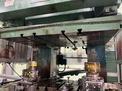 1980 BLISS C-250 OBI / Gap Frame Press | Universal Press & Machinery (UPM) (5)