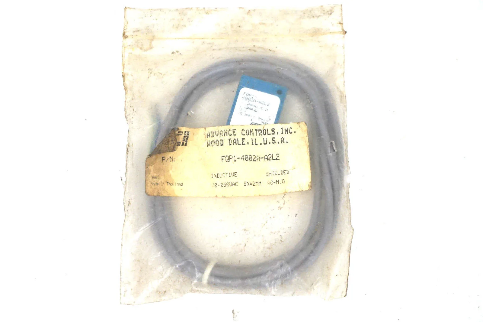 NEW ADVANCE CONTROLS FQP1-4002A-A2L2 SENSOR FQP14002AA2L2