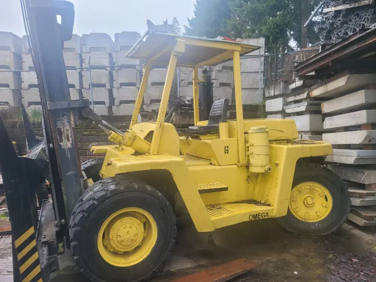 Used 1990 CLARK C500-YS-250D Misc Forklifts Washington US | MD Equipment Services LLC #1287504