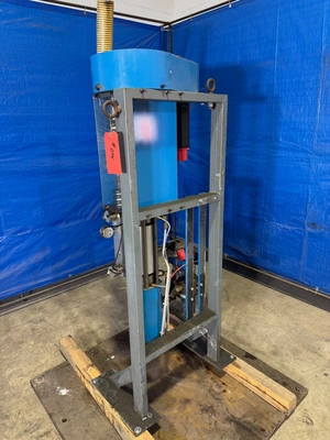 SEALANT EQUIPMENT & ENGINEERING Dispensing Pump Sealant Pump | K.B. Industries LLC (1)