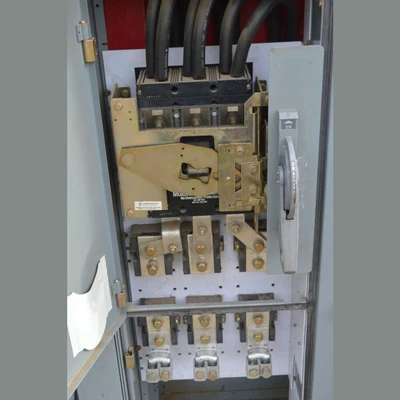 Allen Bradley 10 Bank Center Line 2100 Series MCC Panel